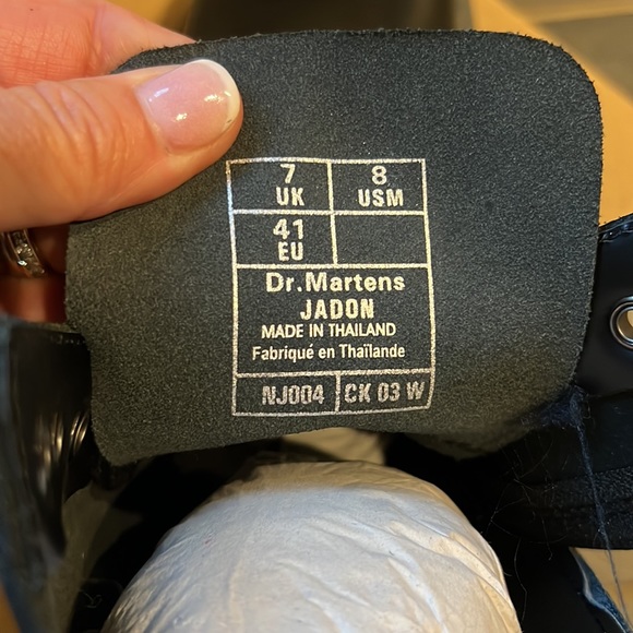 Doc Martens JADON Polished Smooth Boots, Size 9 NIB - Picture 2 of 11